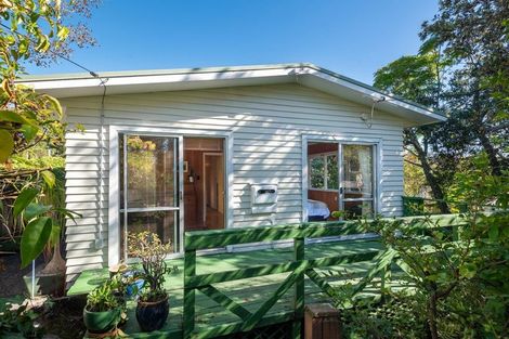 Photo of property in 64 County Road, Torbay, Auckland, 0630