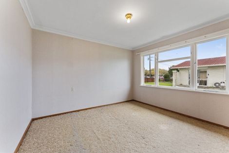 Photo of property in 81 Bartholomew Road, Levin, 5510