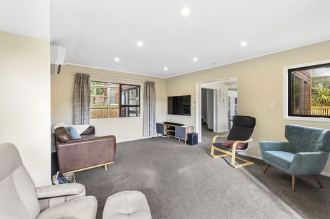 Photo of property in 12 Creswick Terrace, Northland, Wellington, 6012