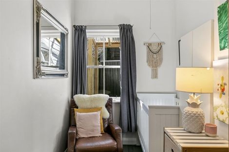 Photo of property in 11 Royal Street, Berhampore, Wellington, 6023