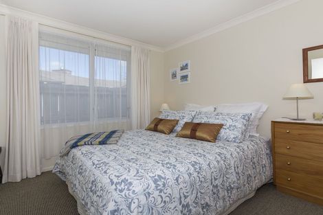 Photo of property in 12 Cotswold Place, Ohauiti, Tauranga, 3112