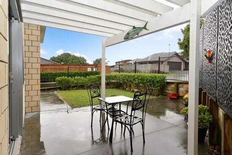 Photo of property in 1/23 The Dales, Dinsdale, Hamilton, 3204