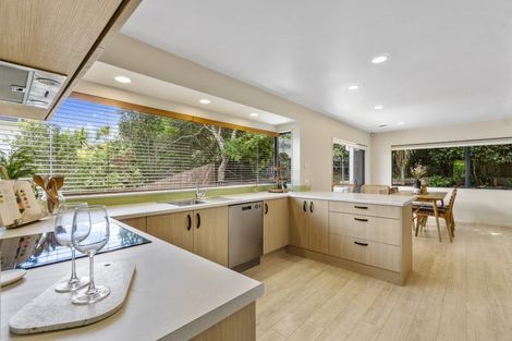 Photo of property in 5 Mizen Court, Torbay, Auckland, 0630