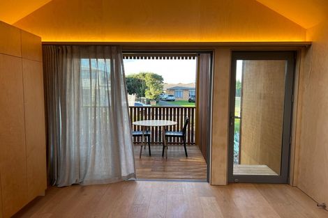 Photo of property in 25 Nicholas Gibbons Drive, Clendon Park, Auckland, 2103