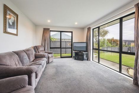Photo of property in 16 Sandy Avenue, New Brighton, Christchurch, 8083