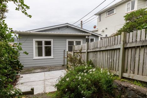 Photo of property in 14 Buckingham Street, Melrose, Wellington, 6023