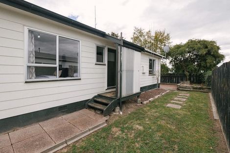 Photo of property in 1 Willowstream Grove, Cloverlea, Palmerston North, 4412
