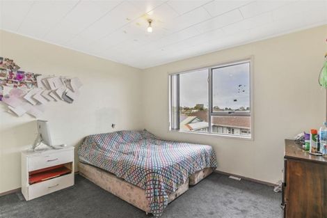 Photo of property in 1/11 Chamade Place, Clover Park, Auckland, 2019
