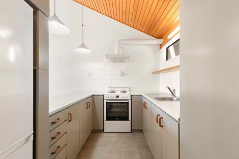 Photo of property in Alpine Meadows Apartments, 135g Fernhill Road, Fernhill, Queenstown, 9300