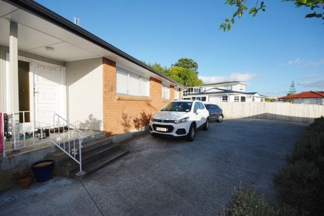 Photo of property in 16 Nan Place, Pakuranga Heights, Auckland, 2010