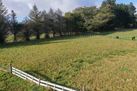 Photo of property in 69 Stanly Street, Eketahuna, 4900