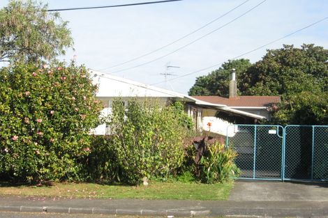 Photo of property in 69 Thompson Terrace, Manurewa, Auckland, 2102
