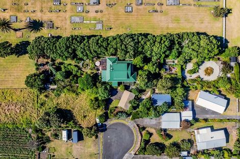Photo of property in 23 Gibson Place, Patea, 4520