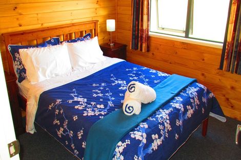 Photo of property in 2 Muriwai Drive, Manapouri, 9679