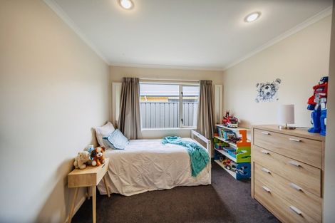 Photo of property in 33 Mcnaughton Place, Onekawa, Napier, 4110