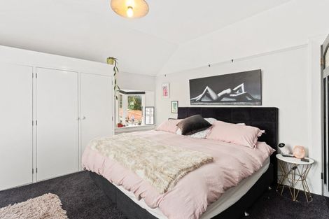 Photo of property in 11 Ings Avenue, Saint Clair, Dunedin, 9012