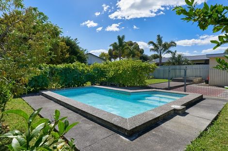 Photo of property in 811 Saint Aubyn Street West, Saint Leonards, Hastings, 4120