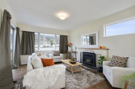 Photo of property in 17 Whitehall Street, Wainuiomata, Lower Hutt, 5014