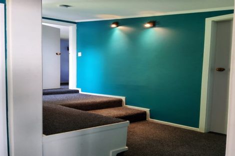 Photo of property in 74 Mana Esplanade, Paremata, Porirua, 5026