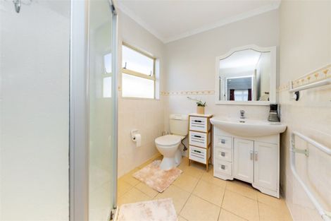 Photo of property in 45 Agapanthus Place, Flat Bush, Auckland, 2016