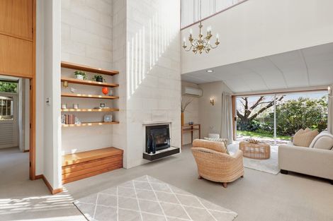 Photo of property in 33 Musselburgh Rise, Musselburgh, Dunedin, 9013