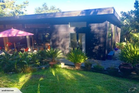 Photo of property in 709a South Titirangi Road, Titirangi, Auckland, 0604