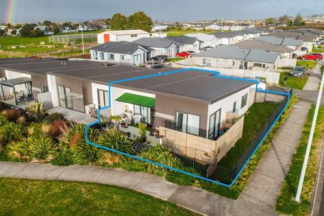Photo of property in 31 Tuuhura Road, Pukekohe, 2120