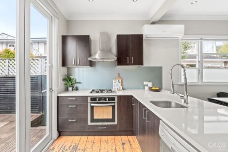 Photo of property in 27a Bauchop Road, Waterloo, Lower Hutt, 5011