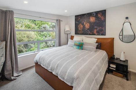 Photo of property in 46 Erlestoke Crescent, Churton Park, Wellington, 6037