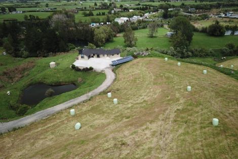 Photo of property in 326 Paraite Road, Paraite, New Plymouth, 4373