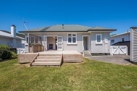 Photo of property in 16 Brasell Street, Fairfield, Lower Hutt, 5011