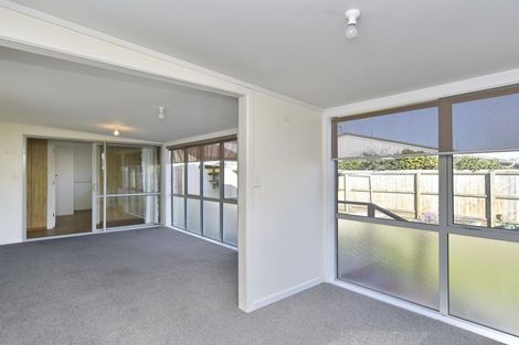 Photo of property in 115 Wilsons Road South, Saint Martins, Christchurch, 8022