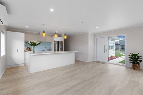 Photo of property in 18 Roka Street, Bell Block, New Plymouth, 4312