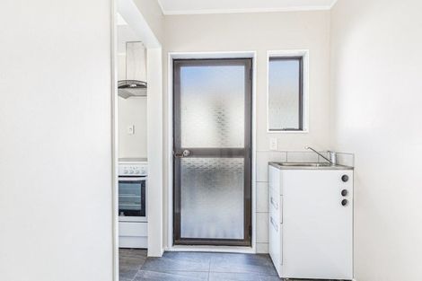 Photo of property in 2b Kintara Drive, Massey, Auckland, 0614