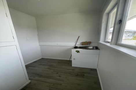 Photo of property in 4 Aronui Terrace, Kelston, Auckland, 0602