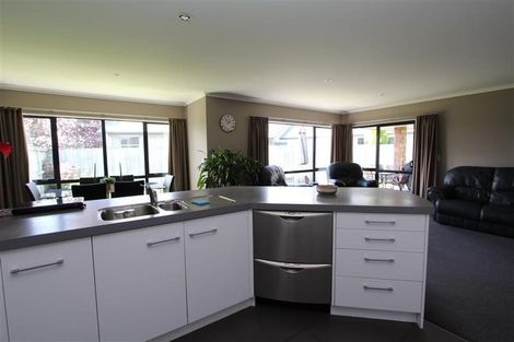 Photo of property in 5 Winslow Court, Huntington, Hamilton, 3210