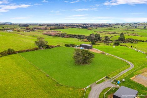 Photo of property in 383 Wallace Road, Koputaroa, 5571