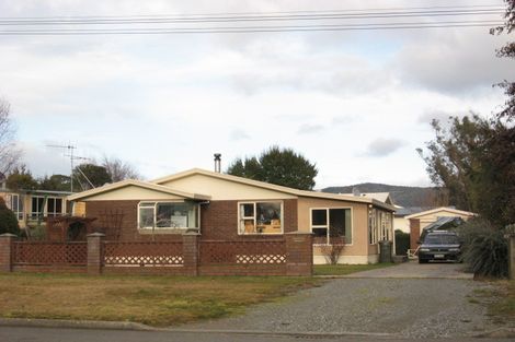 Photo of property in 61 Mokonui Street, Te Anau, 9600