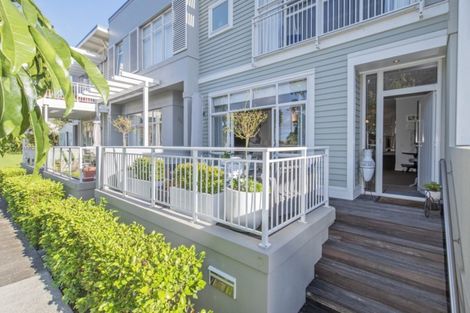 Photo of property in 7 Kensington Drive, Orewa, 0931