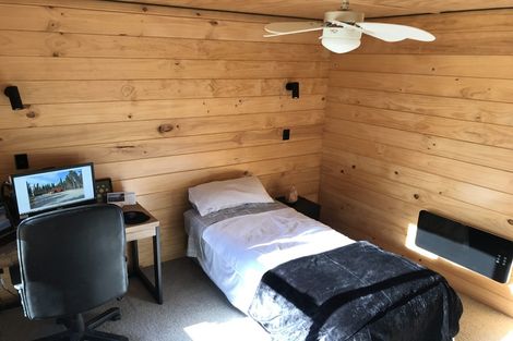 Photo of property in 390d Letts Gully Road, Letts Gully, Alexandra, 9393