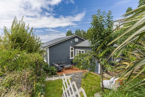 Photo of property in 24 Bridge Street, Clyde Hill, Dunedin, 9011