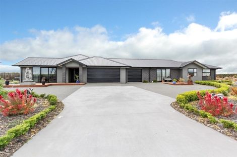 Photo of property in 219 Waitara Road, Brixton, Waitara, 4382
