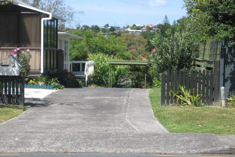 Photo of property in 1/3 Bentley Avenue, Glenfield, Auckland, 0629