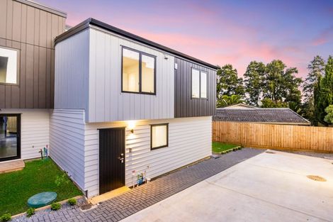 Photo of property in 6/24 Tupaki Place, Pakuranga Heights, Auckland, 2010