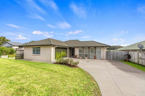 Photo of property in 14 Rochfort Crescent, Pyes Pa, Tauranga, 3112