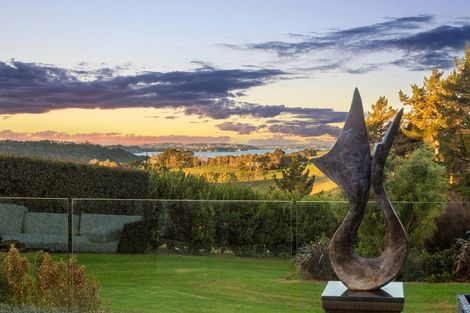 Photo of property in 44 Warman Road, Okura, Albany, 0792