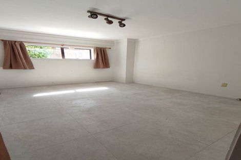 Photo of property in 10/114a Pakuranga Road, Pakuranga, Auckland, 2010