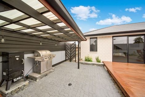 Photo of property in 44 Camellia Avenue, Bell Block, New Plymouth, 4312