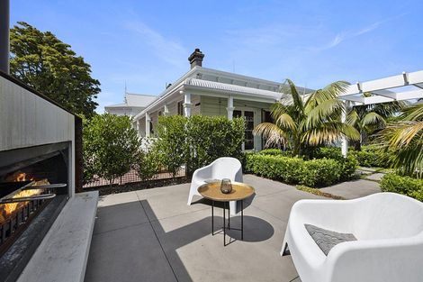 Photo of property in 190 Smart Road, Hillsborough, New Plymouth, 4372