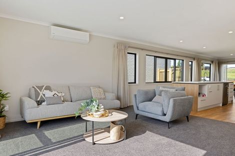 Photo of property in 19 Kakariki Lane, Rototuna North, Hamilton, 3210